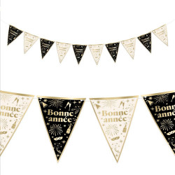 GUIRLANDE DE FANIONS...